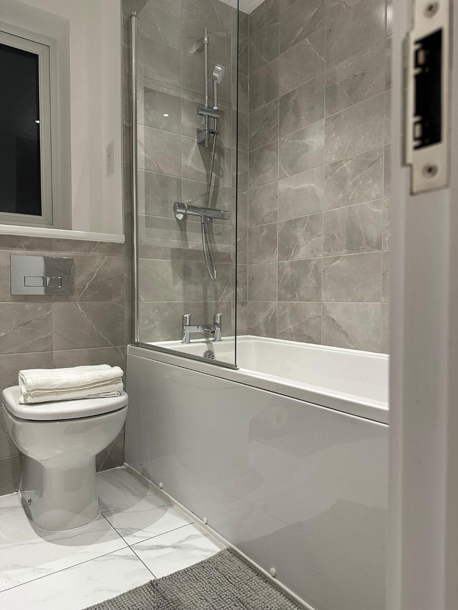 Double Room,1520225431:JPEG
